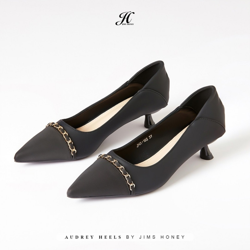 Audrey Heels